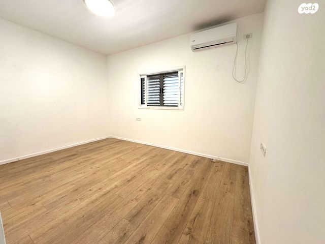 דירה, נחמיה 6, מרכז, הרצליה