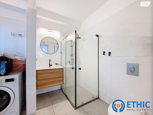 דירה, דובה ויצחק שיינפיין, כפר סבא הירוקה, כפר סבא