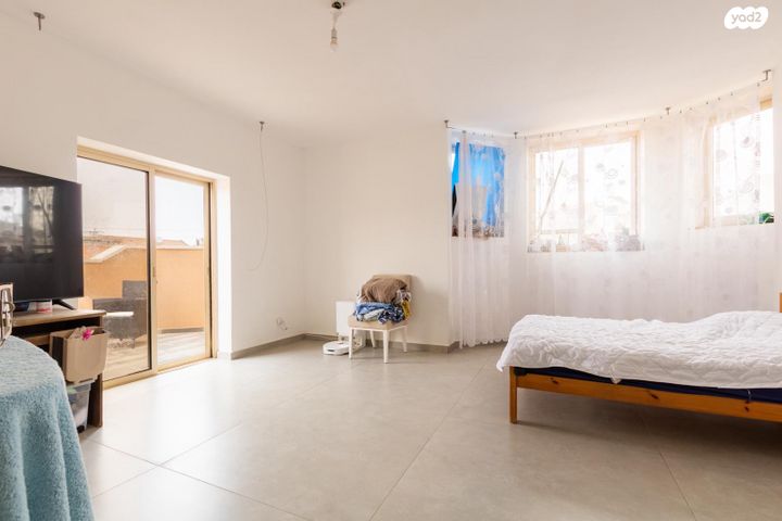 דו משפחתי, דימונה