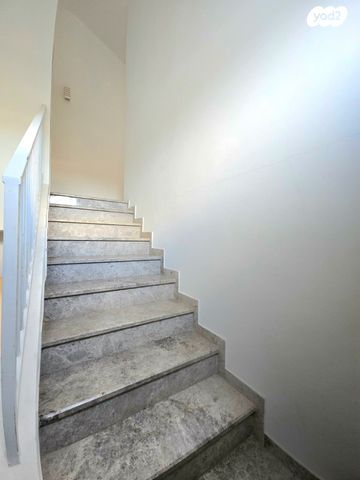 דופלקס, עוזי חיטמן 4, נווה זמר, רעננה