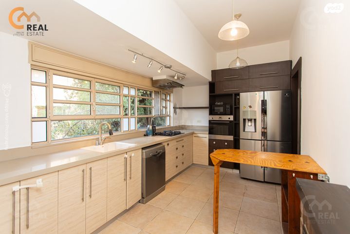 דו משפחתי, קדימה, כבירים, חיפה