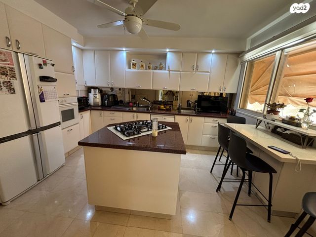 דירה, נווה אביבים, תל אביב יפו