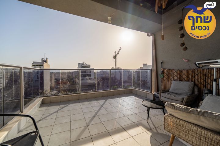 דופלקס, האר"י הקדוש, מחנה יהודה, פתח תקווה