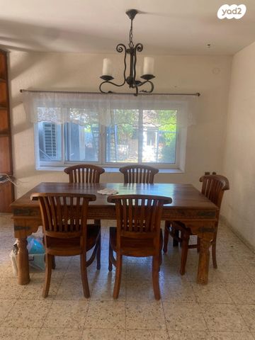 דו משפחתי, הפלמ"ח, בית אליעזר, חדרה