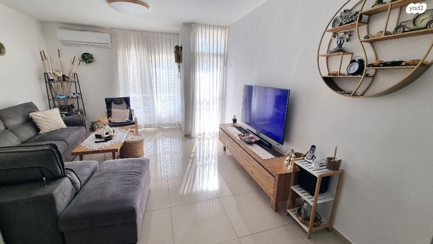 דירה, רמת יקנעם, יקנעם עילית