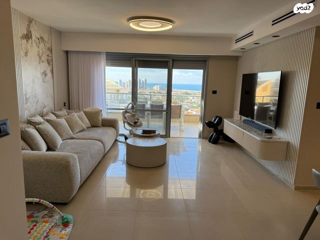 דירה, אברהם בלסברג, ברנע, אשקלון