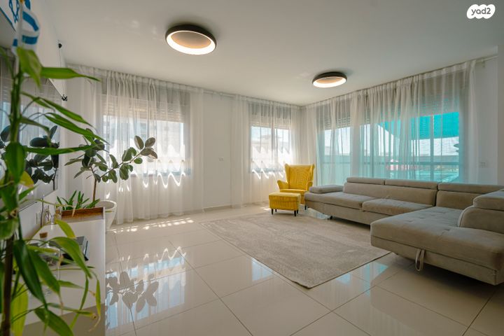 גג/ פנטהאוז