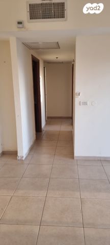 דירה, יעל רום 13, פתח תקווה