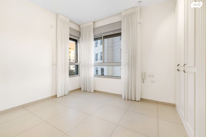 דירה, סביוני נצר סירני, נס ציונה