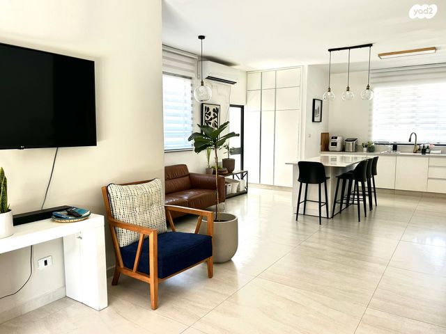 בית פרטי/ קוטג', סמטת דקל דום, באר אורה