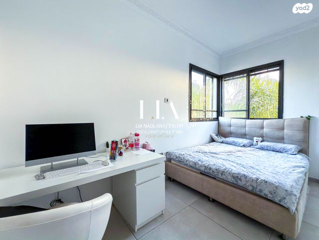 דו משפחתי, תורה ועבודה, המושבה הגרמנית, גן יבנה