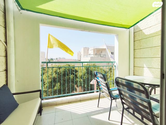 דירה, נץ החלב, הפרחים, מודיעין מכבים רעות