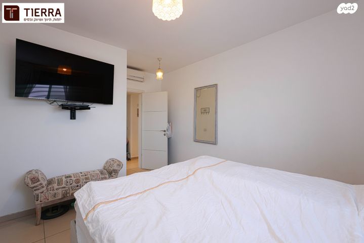 דירה, רמת אמיר, קדימה צורן