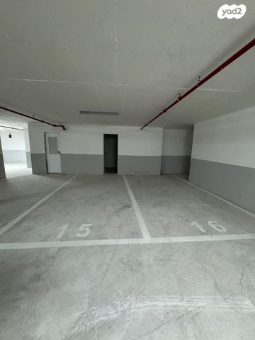 דירה, המעיין 13, ארלוזורוב, גבעתיים