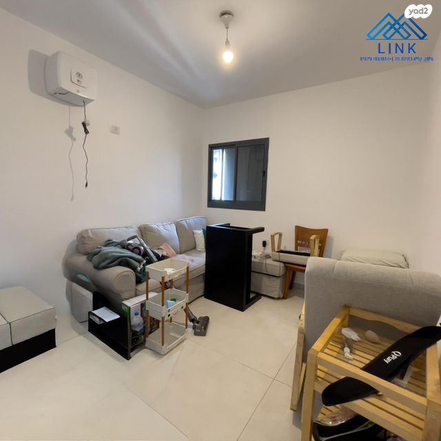 דירה, דולפין, גלי כרמל, טירת כרמל