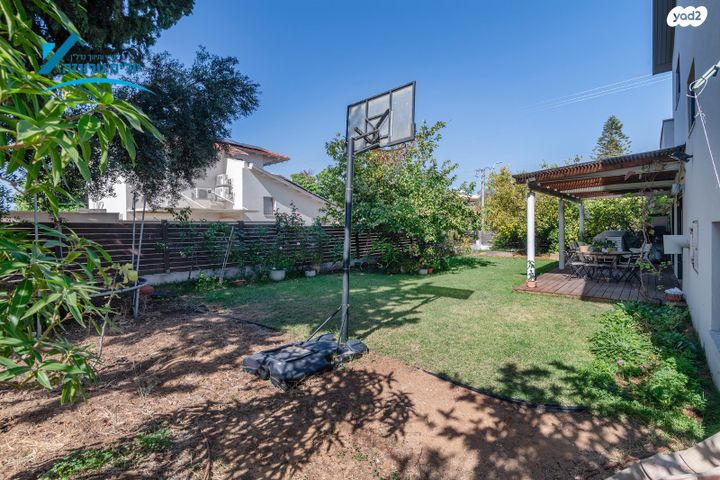 בית פרטי/ קוטג', אגוז, נווה אילן - אזרחי, יבנה