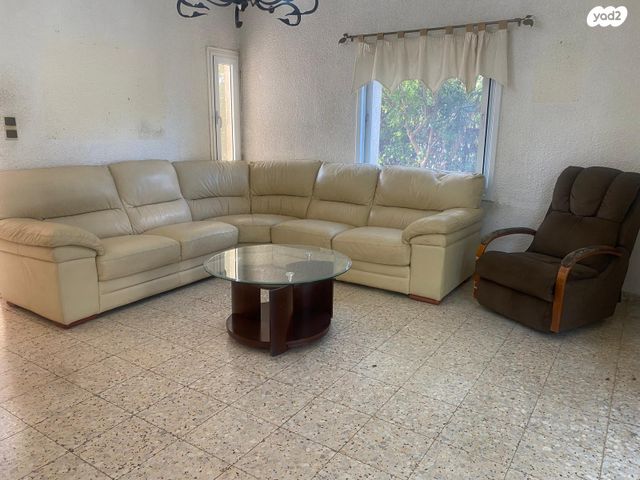 דו משפחתי, הפלמ"ח, בית אליעזר, חדרה