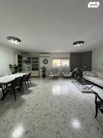 בית פרטי/ קוטג', הירדן 41, המייסדים, קרית מלאכי