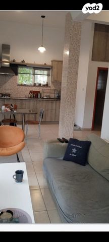 דירה, הס 28, הדר עליון, חיפה