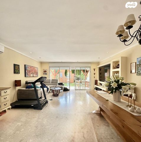 דו משפחתי, ליבנה, הצמרות, קיסריה