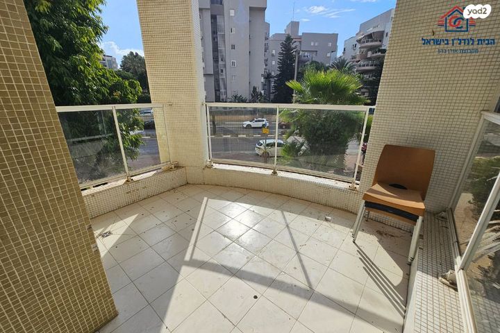 דירה, משה דיין, קרית רבין, חולון