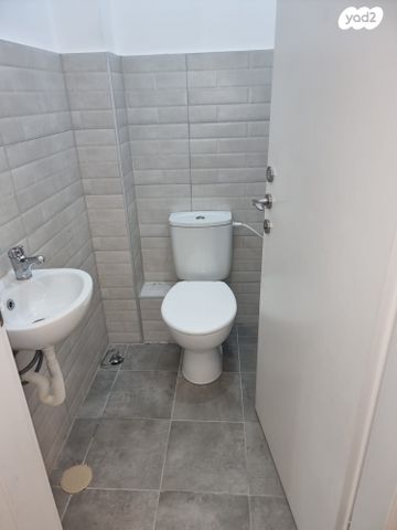 דירה, שלום דנינו, נתיבות מערב, נתיבות