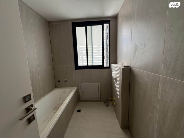 דירה, הדר, רמת השרון