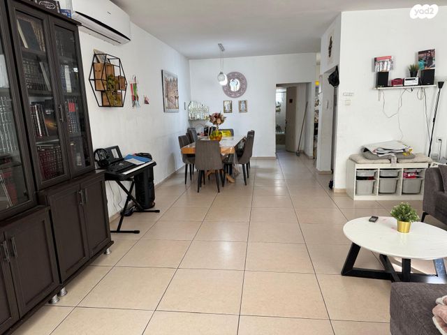 דירה, שדרות כצנלסון, מרכז העיר, קרית אתא