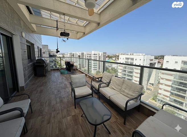 גג/ פנטהאוז