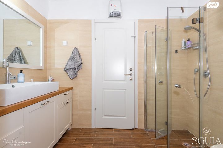 דופלקס, חסידה, חלומות זכרון, זכרון יעקב