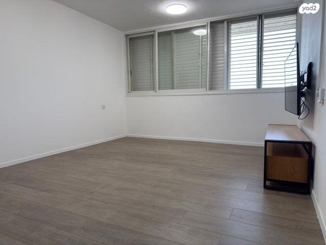 דירה, ז'בוטינסקי 27, שכונה ג', באר שבע