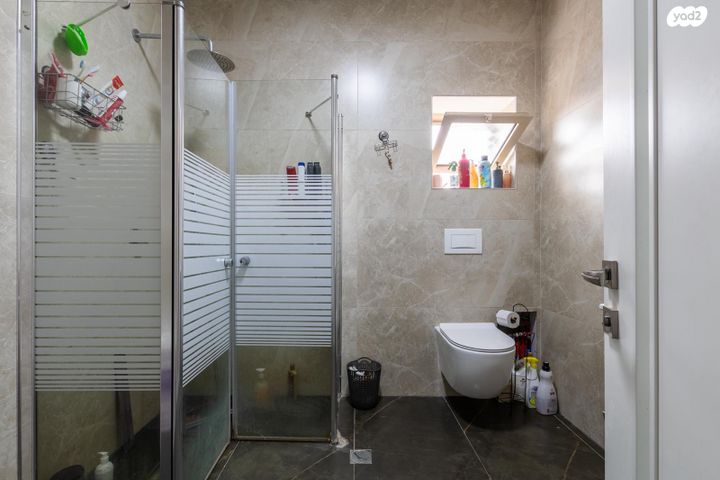 דו משפחתי, דימונה