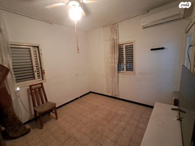 דירה, הנביאים, דרום מערב ותיק, בת ים