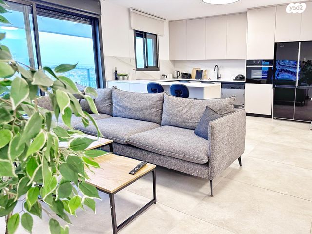 דירה, אור ים, אור עקיבא