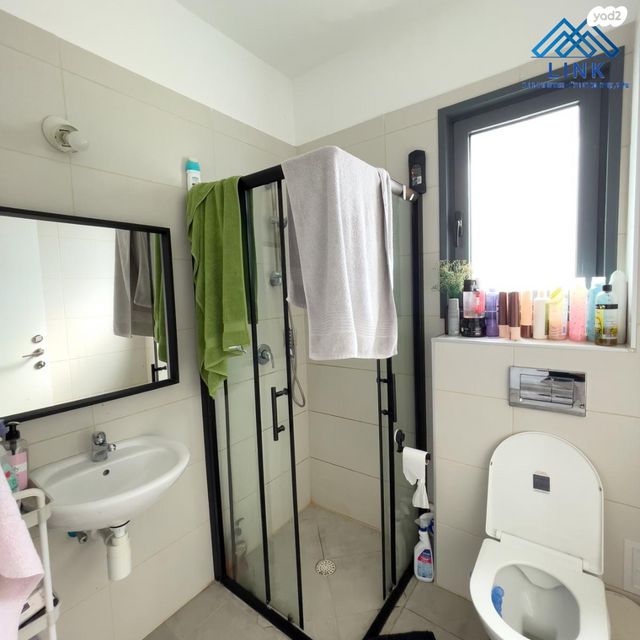 דירה, דולפין, גלי כרמל, טירת כרמל