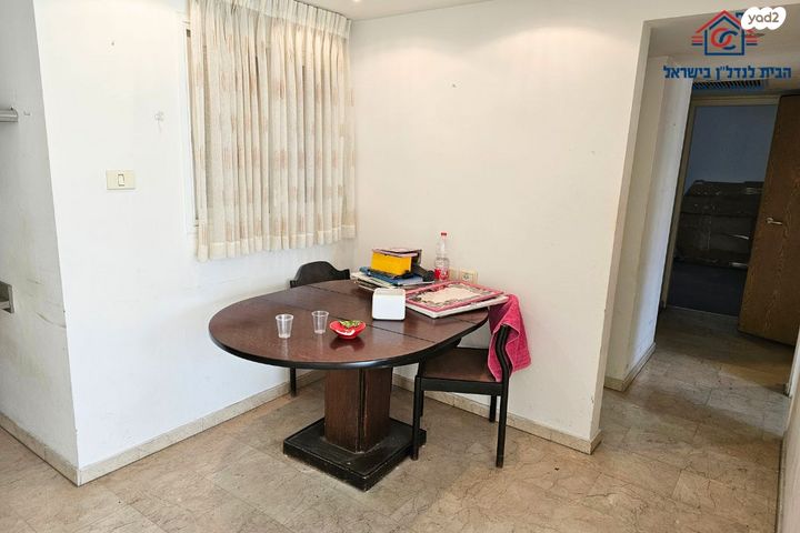 דירה, משה דיין, קרית רבין, חולון