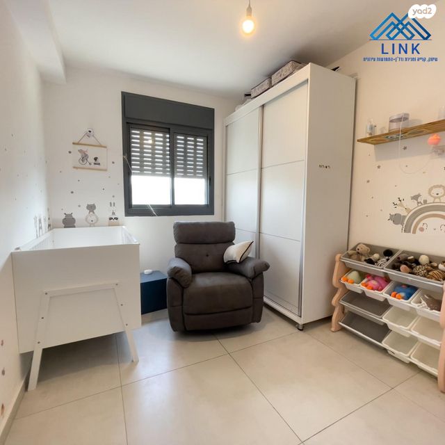 דירה, דולפין, גלי כרמל, טירת כרמל