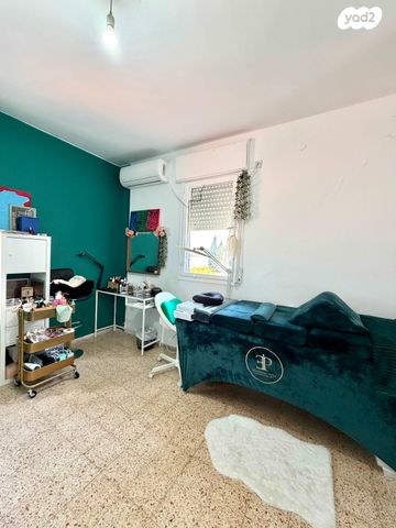 דירה, המייסדים, מרכז העיר, קרית אתא