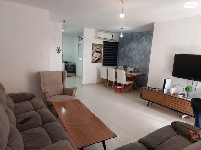 דירה, מאיר גרוסמן, נווה זאב, נאות אילן, באר שבע