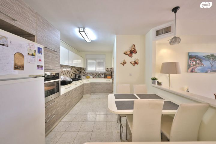 דירה, שדרות רוברט סולד 26, קרית ים  א', קרית ים