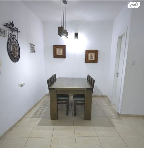 נווה זאב, נאות אילן