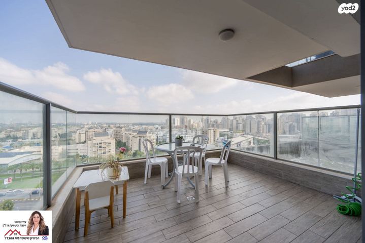 דירה, משה שמיר 1, נווה גן, פתח תקווה