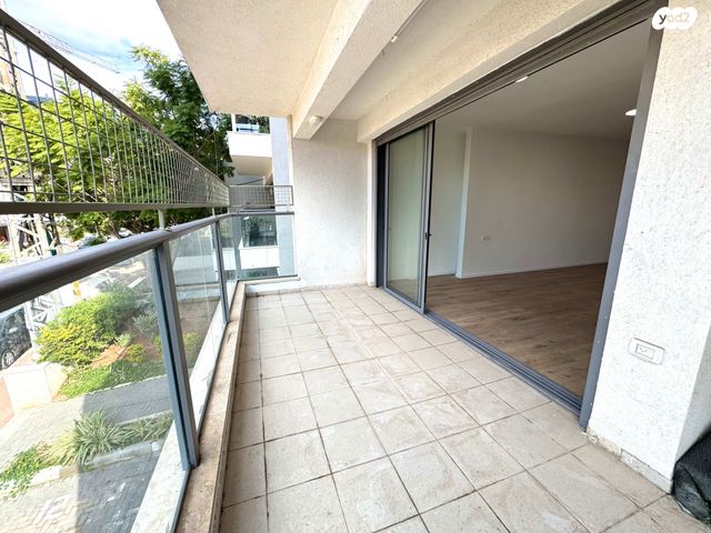 דירה, נחמיה 6, מרכז, הרצליה