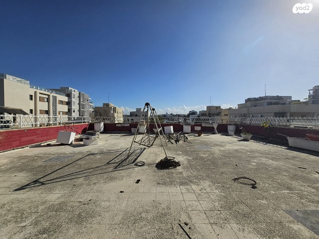 גג/ פנטהאוז, הזיתים, שכונת יהלום, מרכז העיר ב, רמת גן