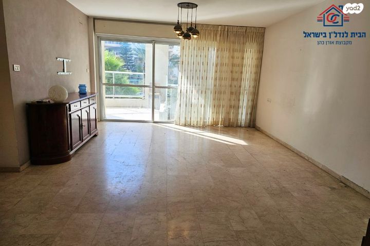 דירה, משה דיין, קרית רבין, חולון