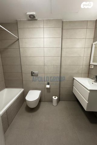 דירה, אושה, נווה אביבים, תל אביב יפו