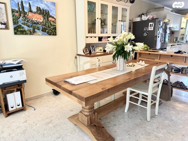 דו משפחתי, ליבנה, הצמרות, קיסריה