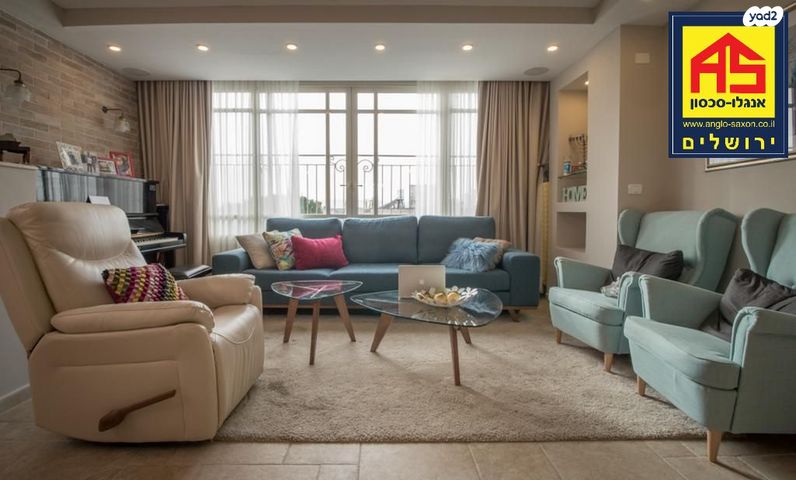 גבעת הורדים, רסקו