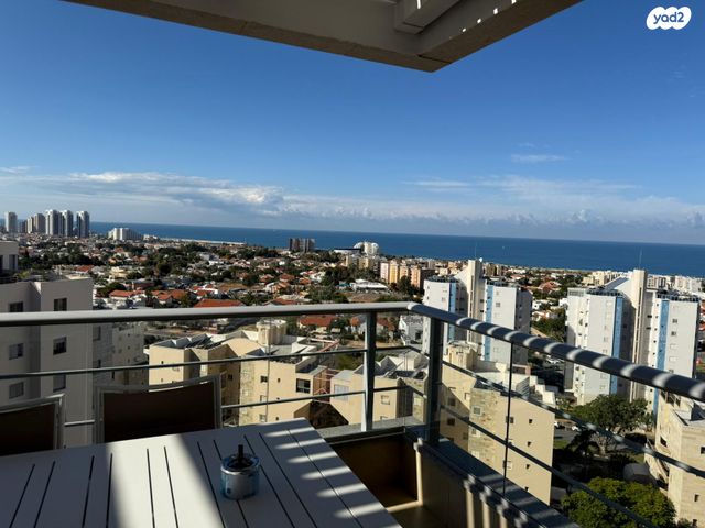 דירה, אברהם בלסברג, ברנע, אשקלון