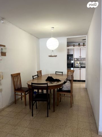 דירה, שמעוני, שכונה ב', באר שבע